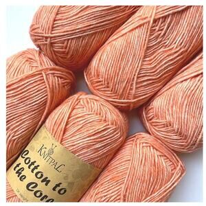 Cotton Yarn for Crocheting, 6 Skeins, 852Yds/300G, 3 DK Light Worsted Weight